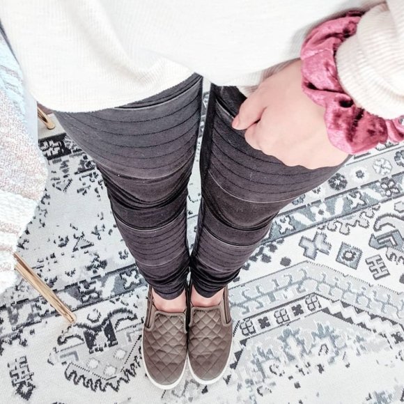 A New Day Reese Quilted Sneakers Gray - Picture 2 of 5